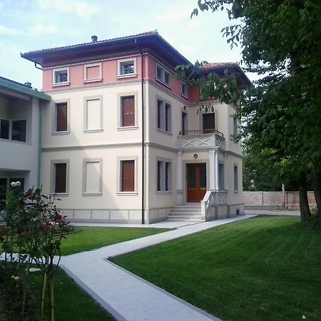 Villa Delle Rose Portogruaro Luaran gambar